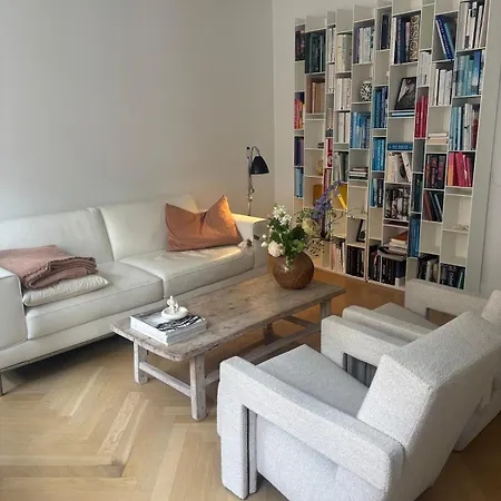 Exclusive In Copenhagen's Neighborhood * קופנהגן